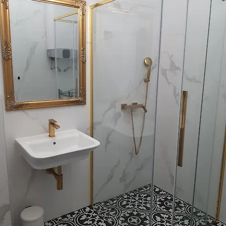 H&t Old Town Ogarna 97